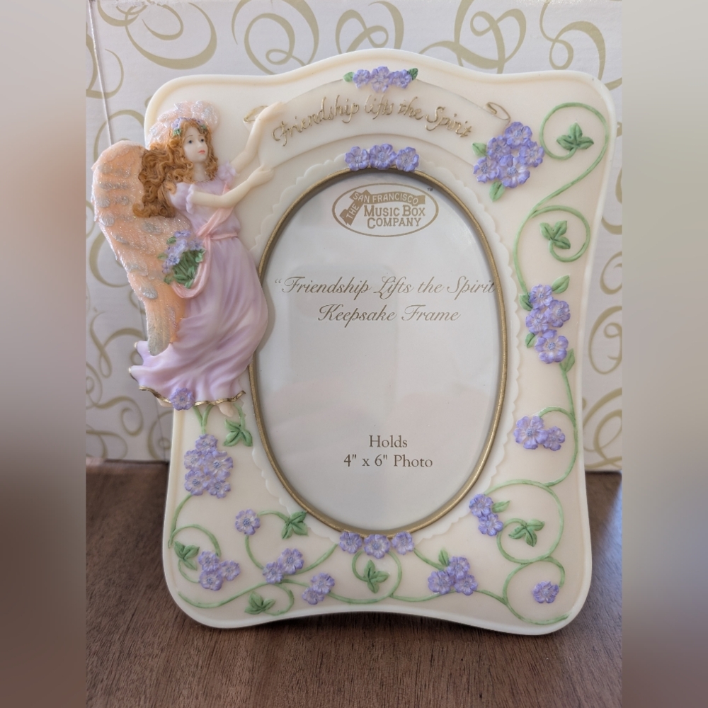 VTG NEW San Francisco Music Box Picture Frame  Angel Friendship Lifts the Spirit